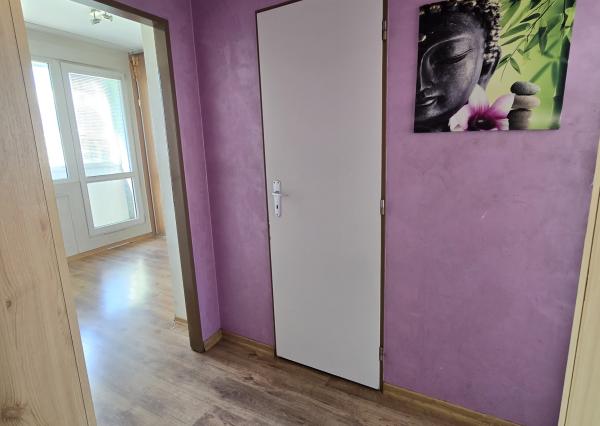 Exkluzívna ponuka! Ponúkam na predaj 4-izbový byt s balkónom v Poprade ul. Suchoňova