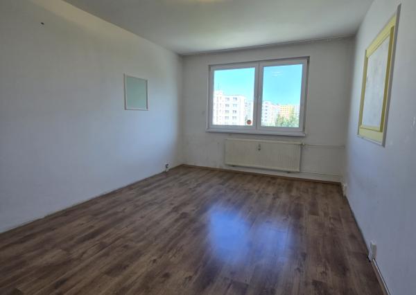 Exkluzívna ponuka! Ponúkam na predaj 4-izbový byt s balkónom v Poprade ul. Suchoňova