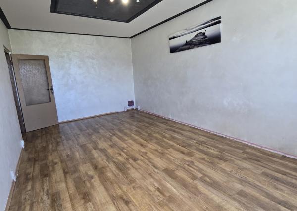 Exkluzívna ponuka! Ponúkam na predaj 4-izbový byt s balkónom v Poprade ul. Suchoňova