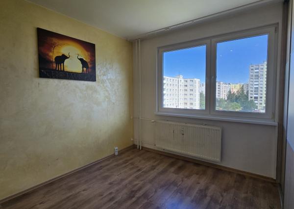 Exkluzívna ponuka! Ponúkam na predaj 4-izbový byt s balkónom v Poprade ul. Suchoňova